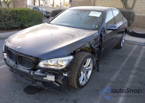 2014 BMW 750I из США, поврежденный, VIN WBAYA8C53ED825338